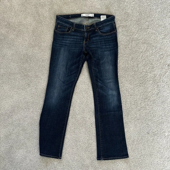 Abercrombie & Fitch Low Rise Bootcut Jeans, 6 Short - Picture 2 of 13